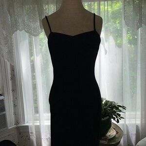 Body con little black dress. Stretchy jersey with spandex.